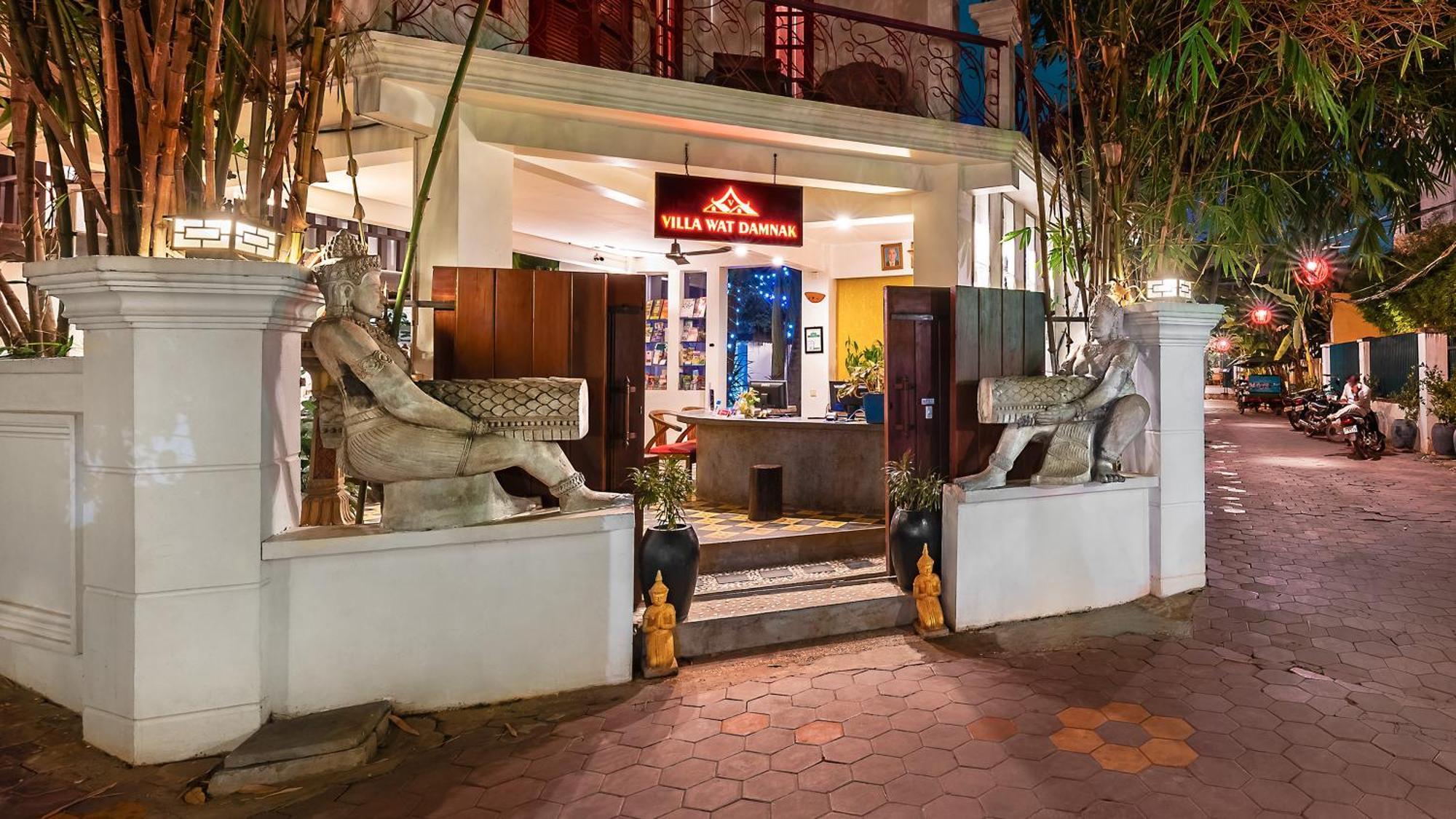 Wat Damnak Hotel