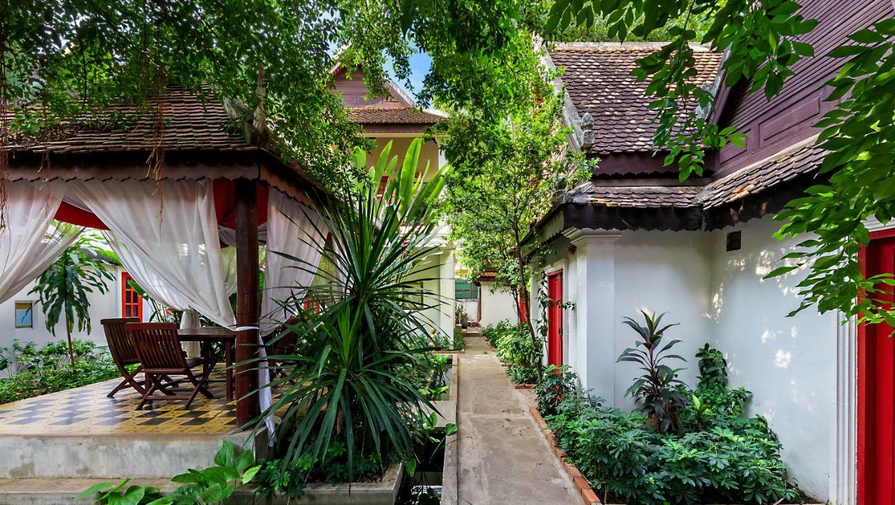 Wat Damnak Hotel