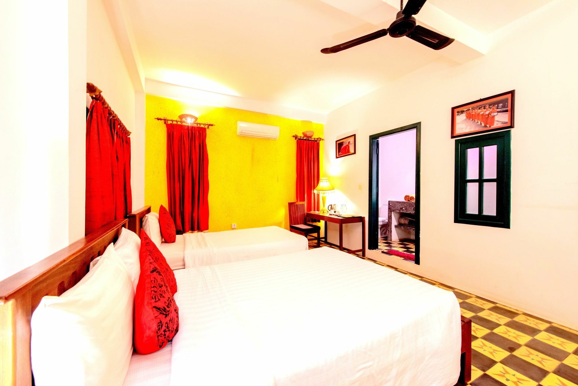 Wat Damnak Hotel 3*