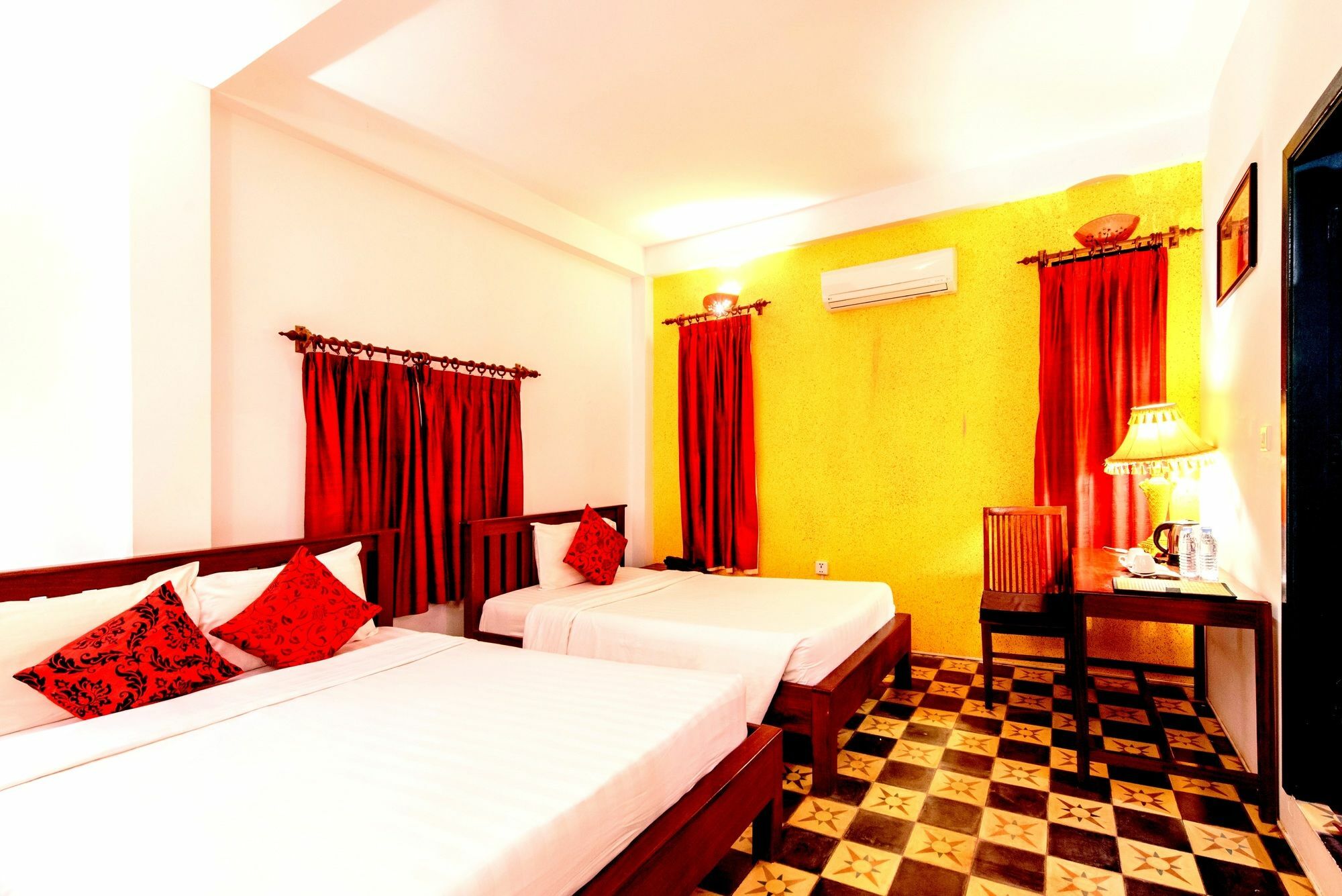 Hotel Wat Damnak Siem Reap